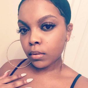 Meet your Posher, Kelli